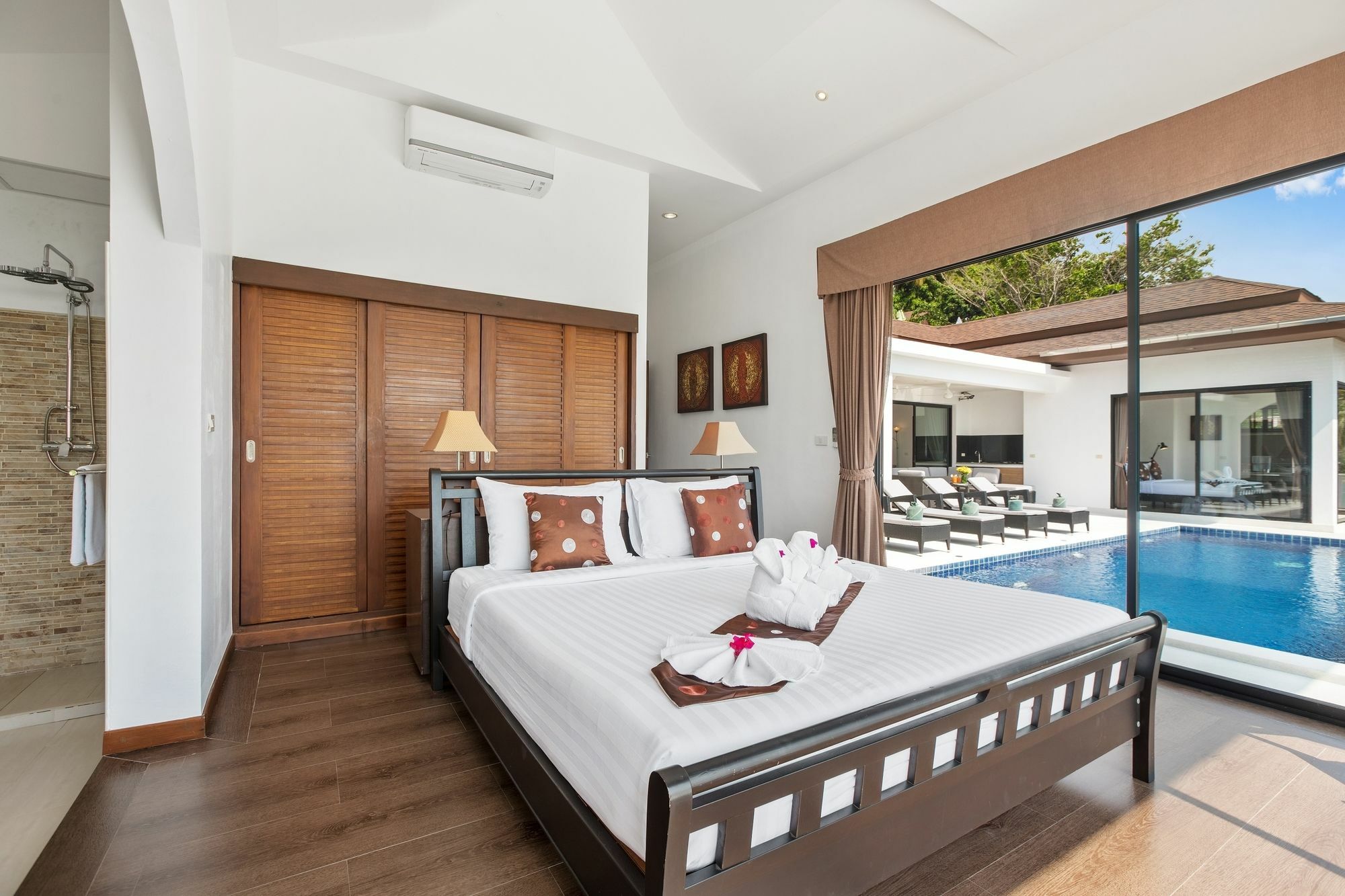 Sunny Banks - Modern Sea View 4 Bed Pool Villa Maret Экстерьер фото
